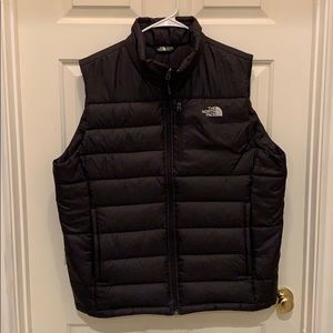 The North Face XL Puffer Vest Black Like New